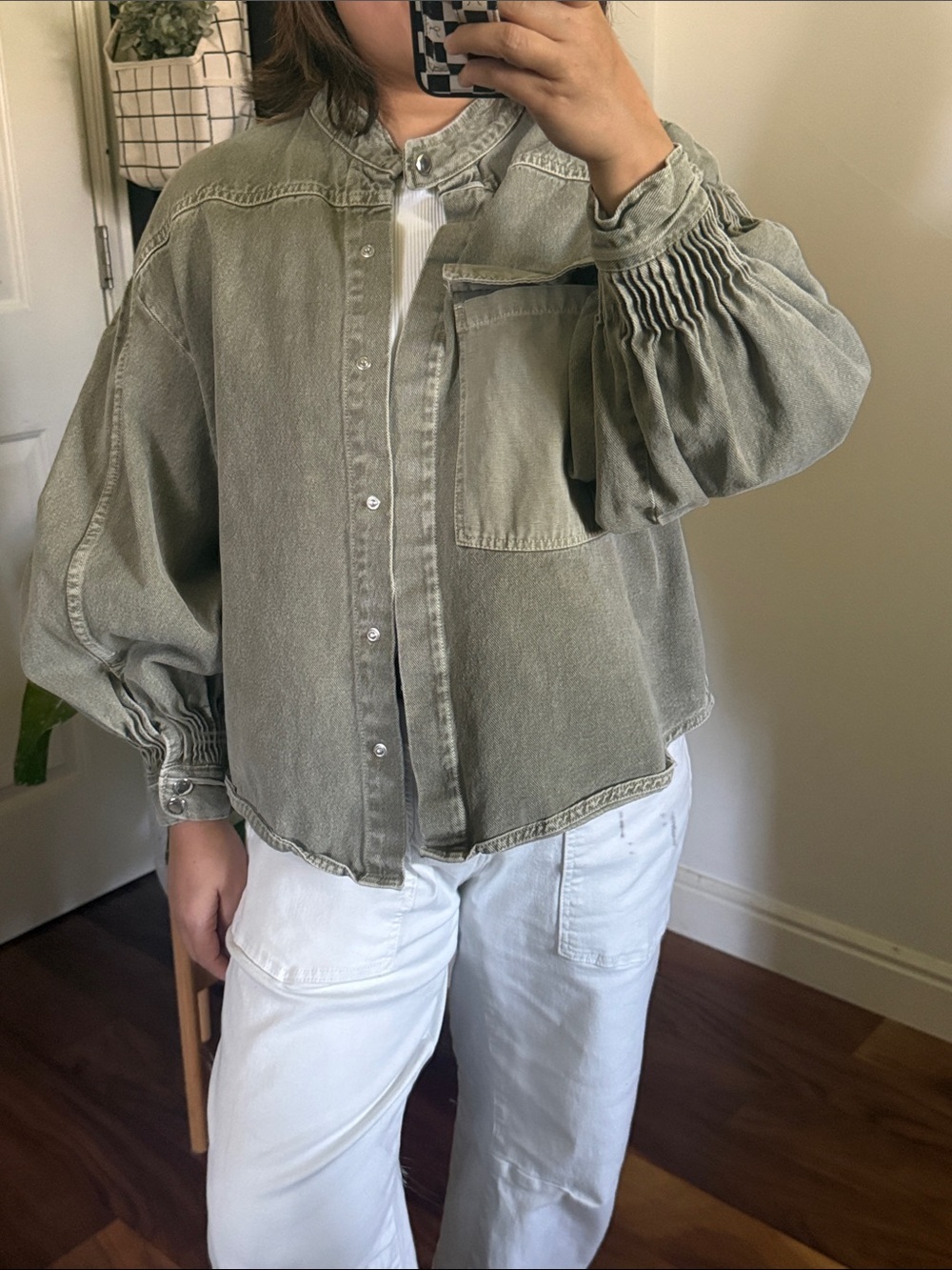 ZARA Denim Snap Buttoned Puff Sleeve Boxy Shacket. Size S